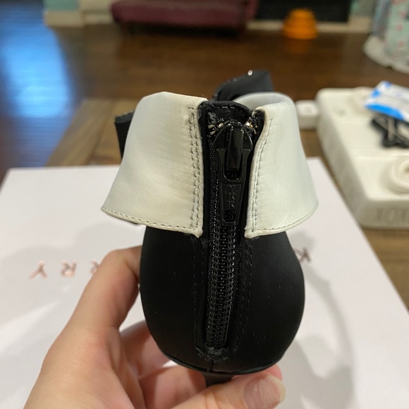 COPY - Katy Perry shoes - Picture 5 of 7